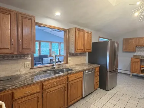 16 Tremont Street North Providence RI 02904