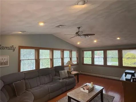 16 Tremont Street North Providence RI 02904