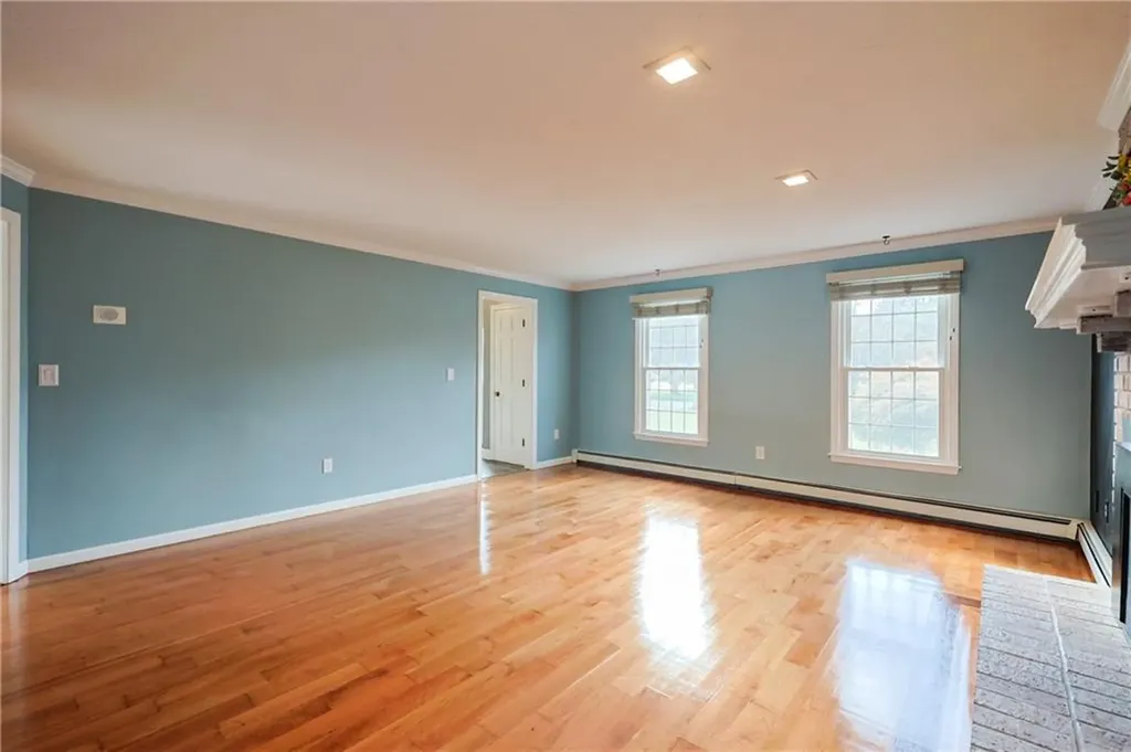 9 Hannah Drive Cumberland RI 02864