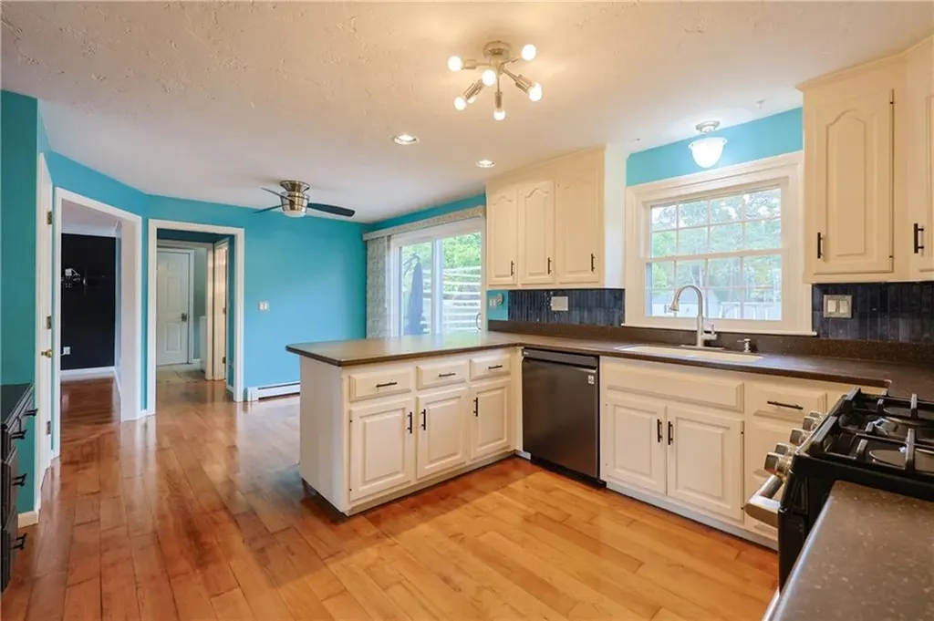 9 Hannah Drive Cumberland RI 02864