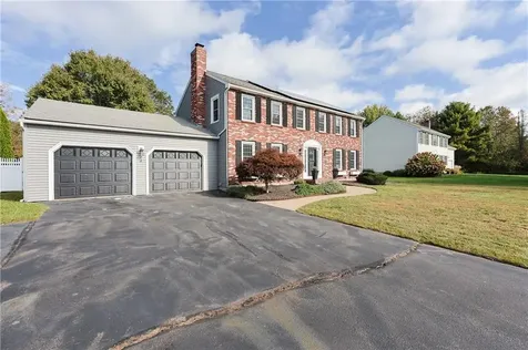 9 Hannah Drive Cumberland RI 02864