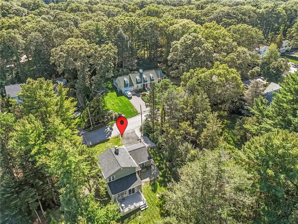 181 Highland Avenue Warwick RI 02886