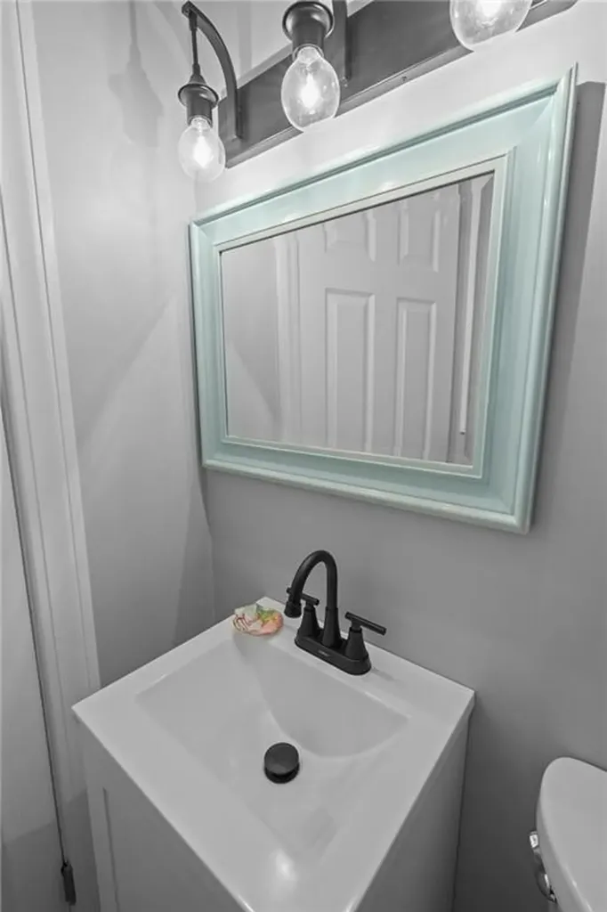 181 Highland Avenue Warwick RI 02886