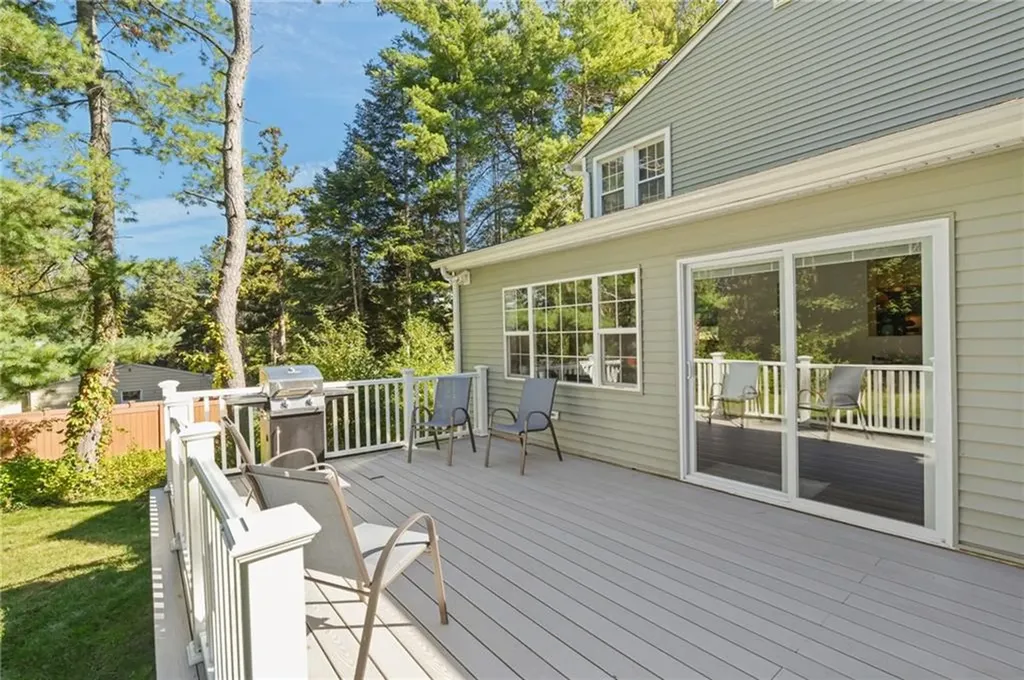 181 Highland Avenue Warwick RI 02886