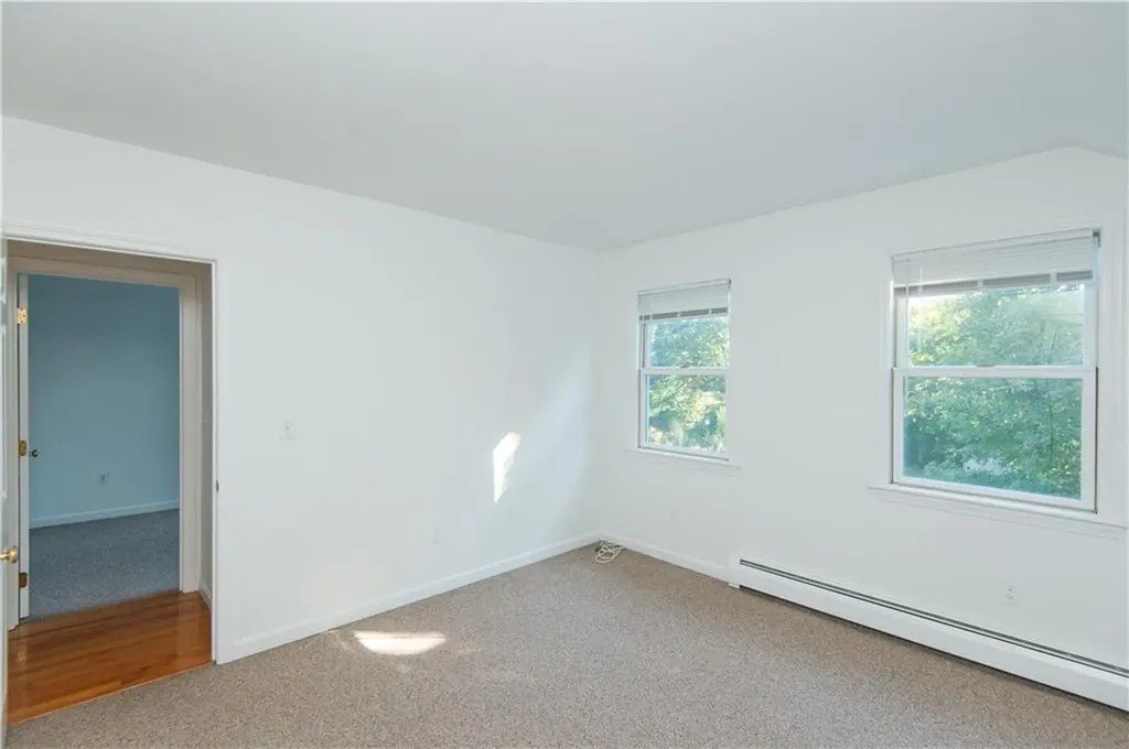 27 Fenner Avenue Newport RI 02840