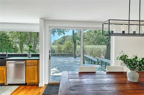 4 Buckingham Street Barrington RI 02806