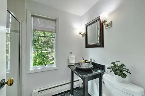 4 Buckingham Street Barrington RI 02806