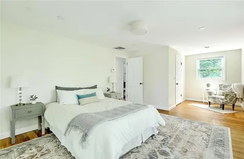 4 Buckingham Street Barrington RI 02806