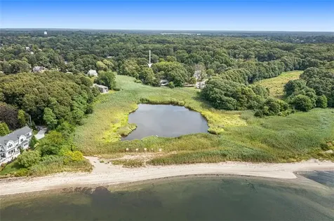 4 Buckingham Street Barrington RI 02806