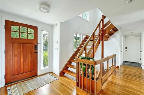 4 Buckingham Street Barrington RI 02806