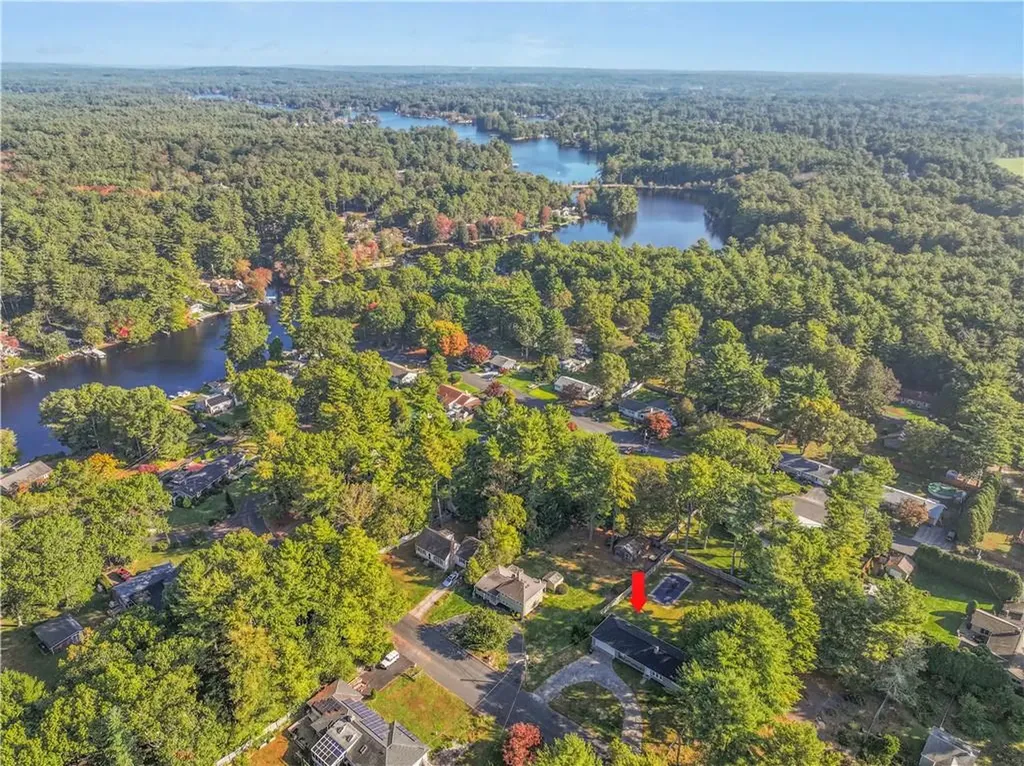 7 Circle Drive Coventry RI 02816