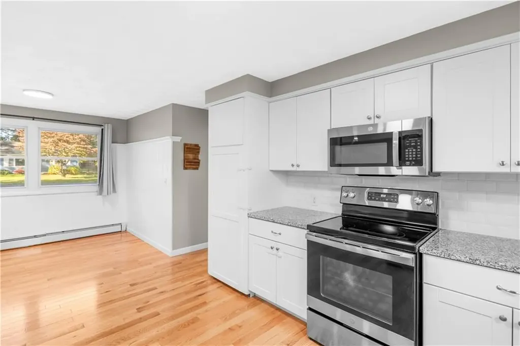 7 Circle Drive Coventry RI 02816
