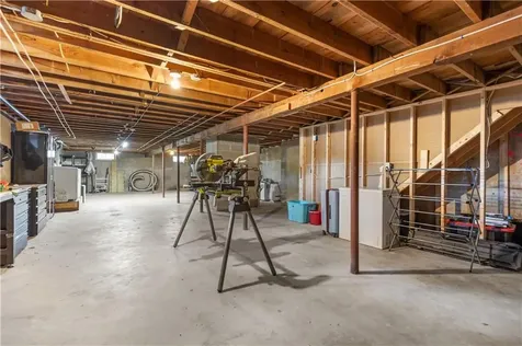 7 Circle Drive Coventry RI 02816