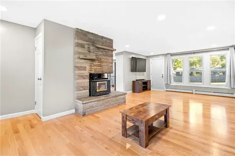 7 Circle Drive Coventry RI 02816