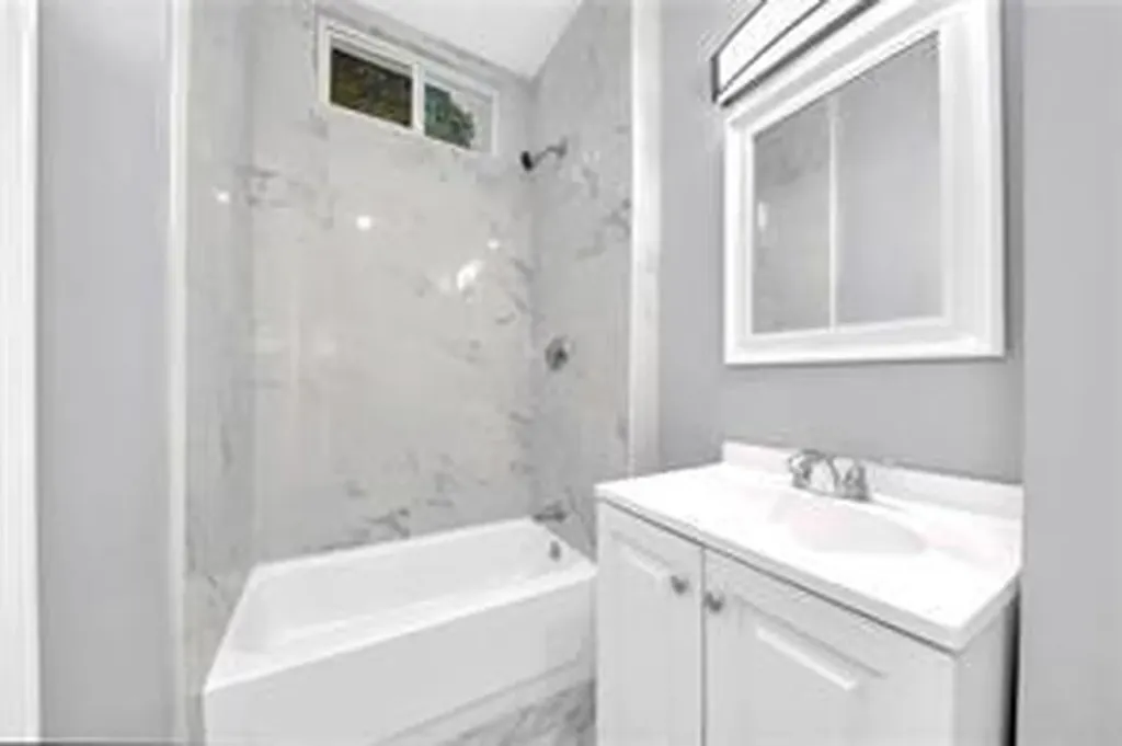 123 Chester Avenue Providence RI 02907