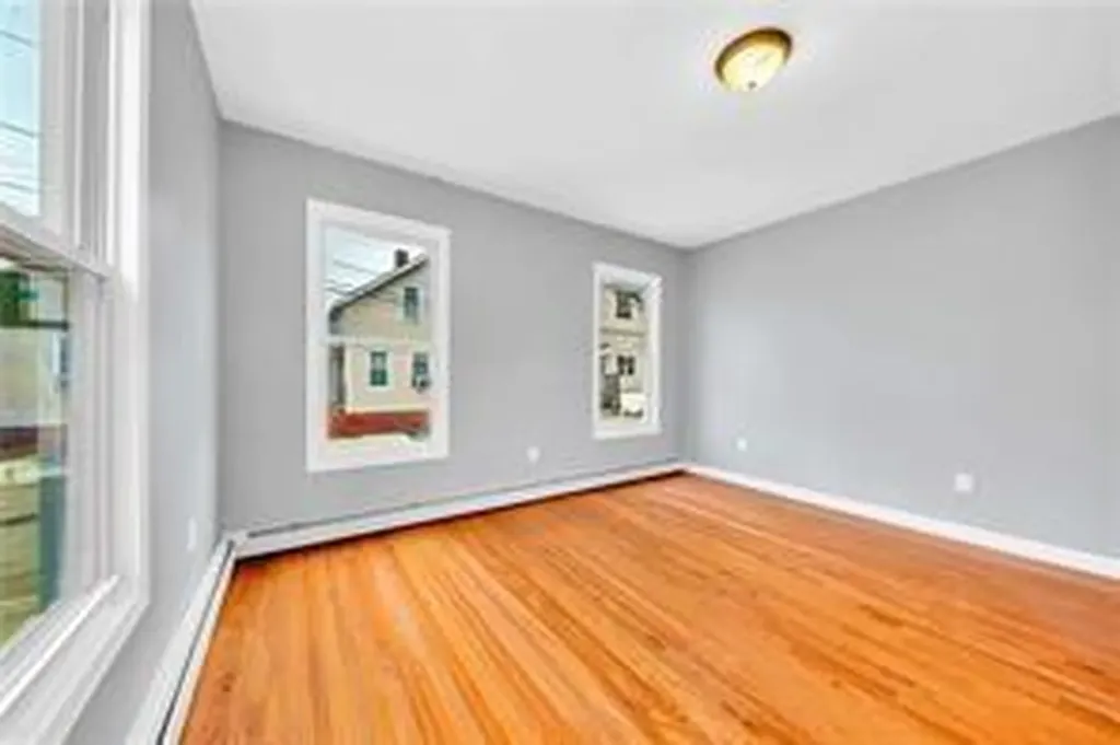 123 Chester Avenue Providence RI 02907
