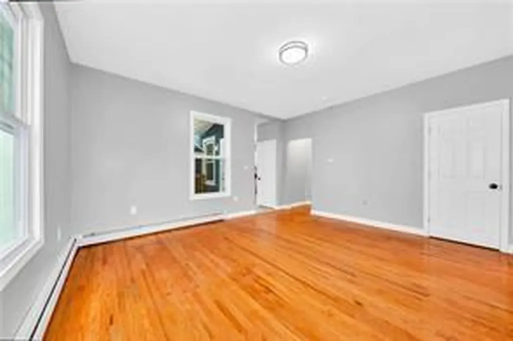 123 Chester Avenue Providence RI 02907