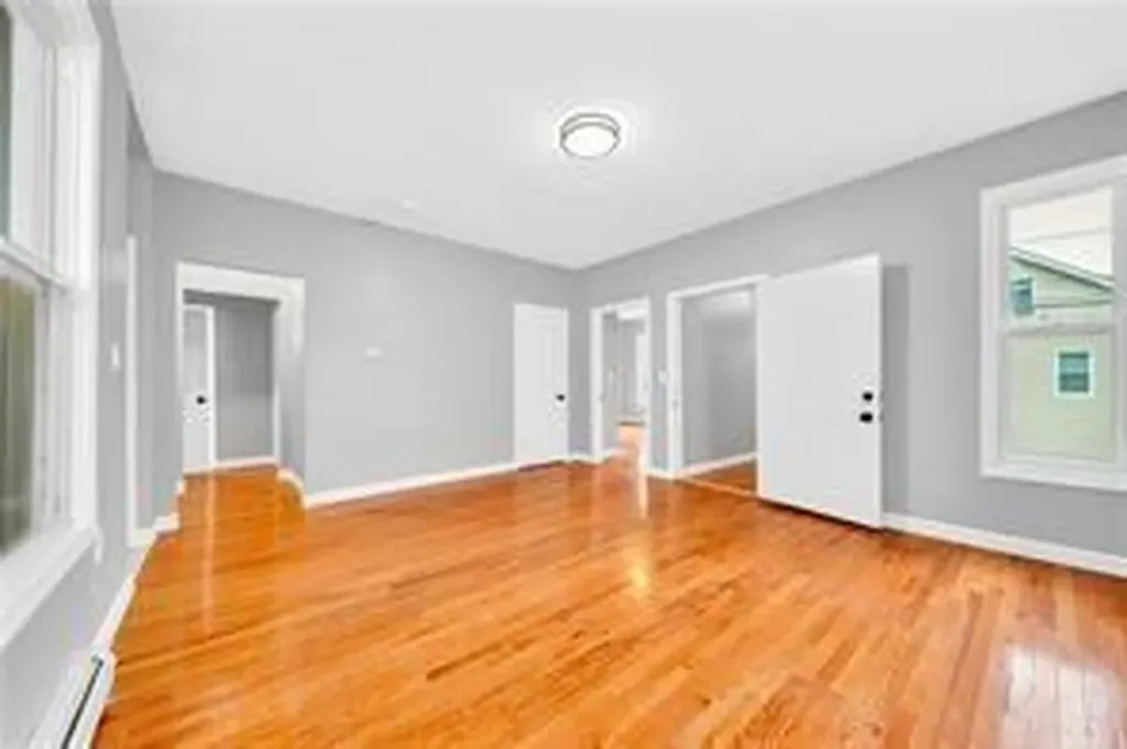 123 Chester Avenue Providence RI 02907