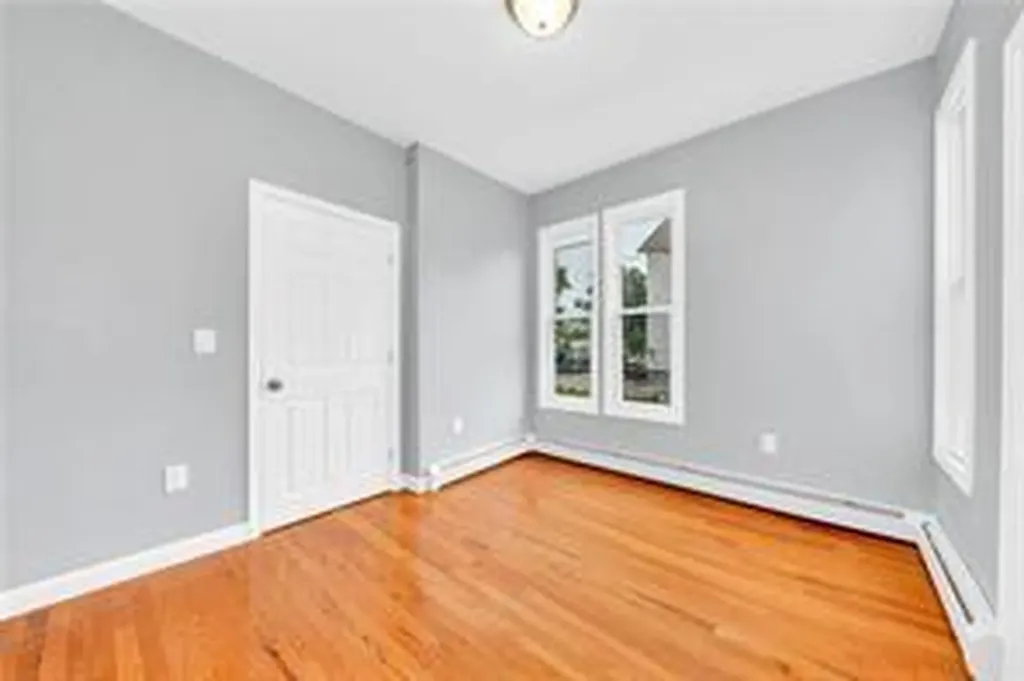 123 Chester Avenue Providence RI 02907