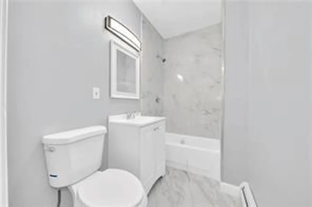 123 Chester Avenue Providence RI 02907