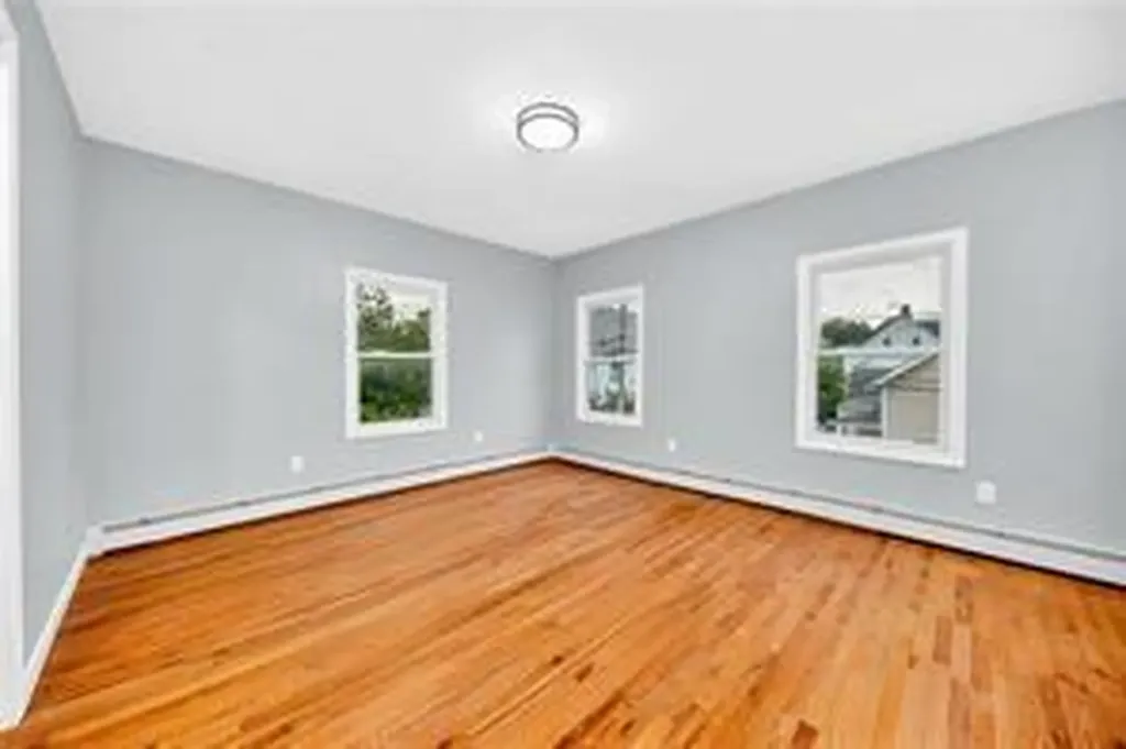 123 Chester Avenue Providence RI 02907