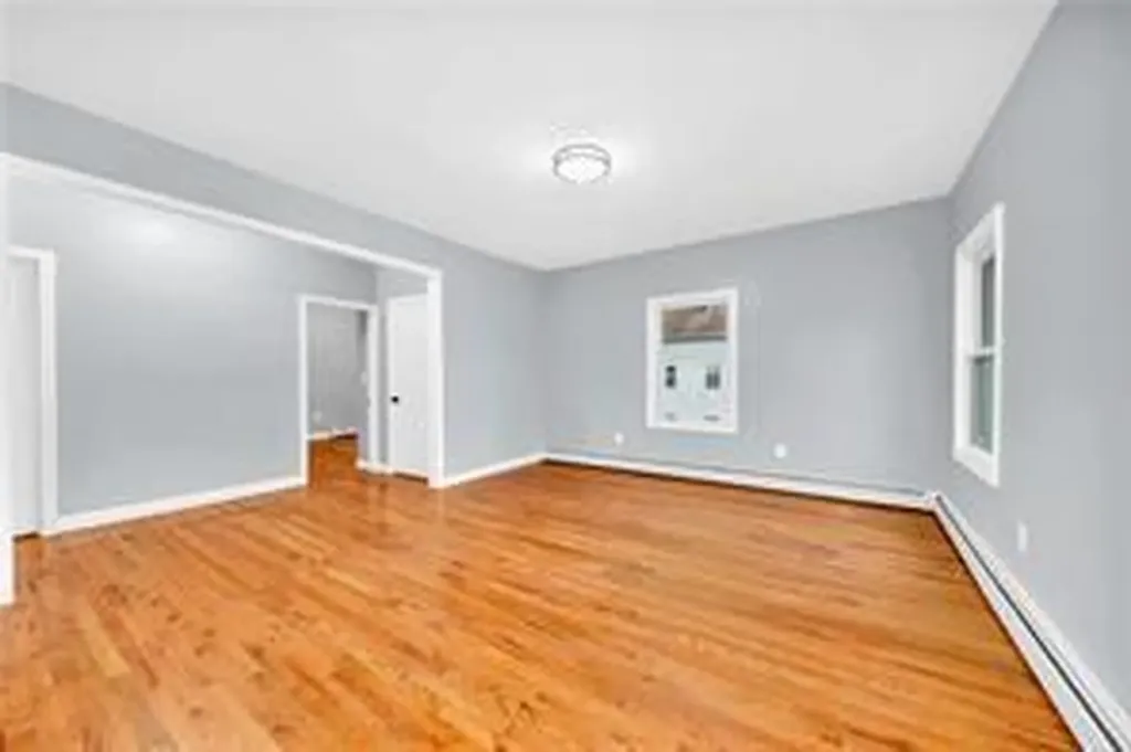 123 Chester Avenue Providence RI 02907