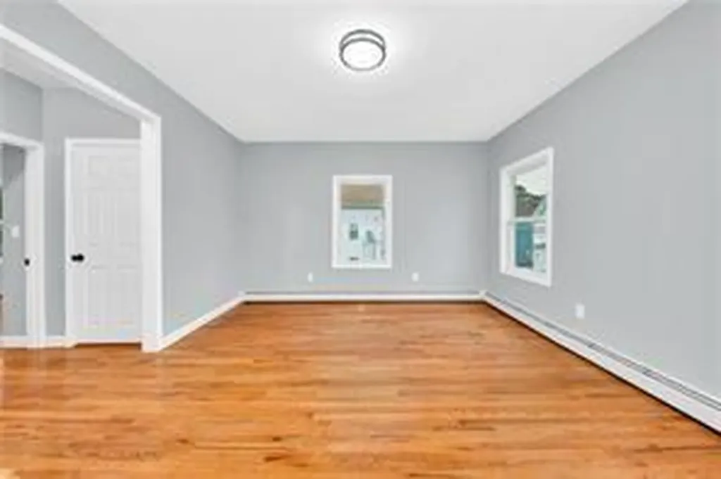 123 Chester Avenue Providence RI 02907