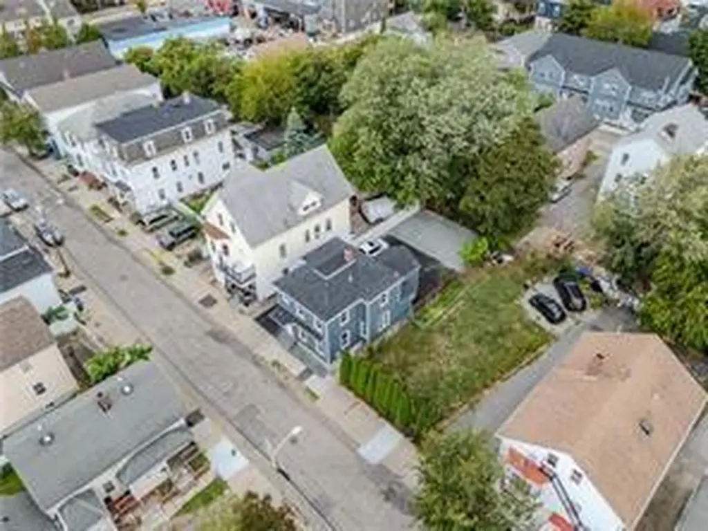 123 Chester Avenue Providence RI 02907