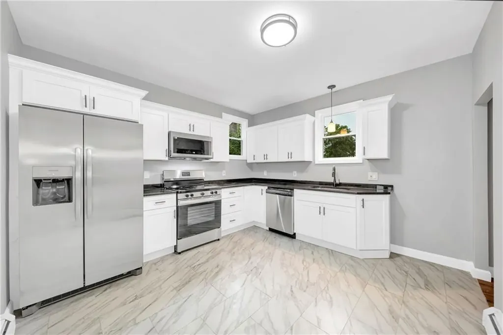 123 Chester Avenue Providence RI 02907