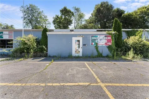 13 Kelly Street Warren RI 02885