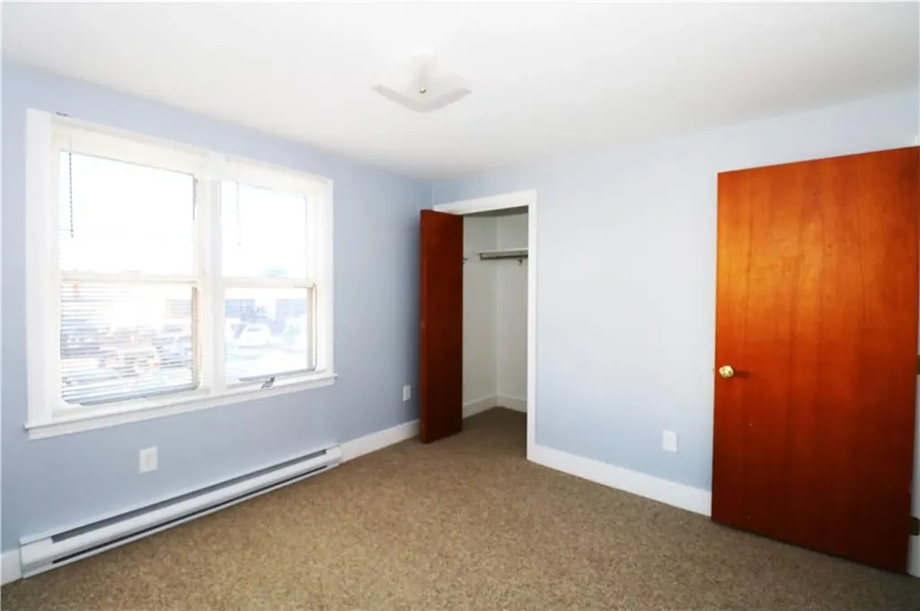 16 Race Street Middletown RI 02842
