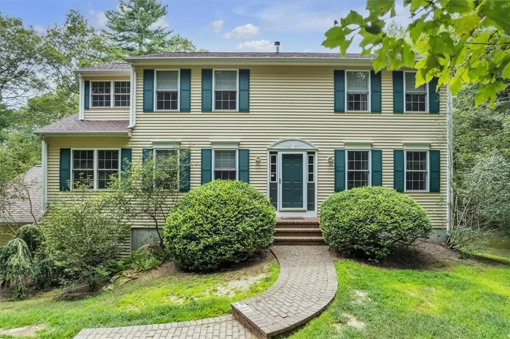 31 Estate Drive Exeter RI 02822