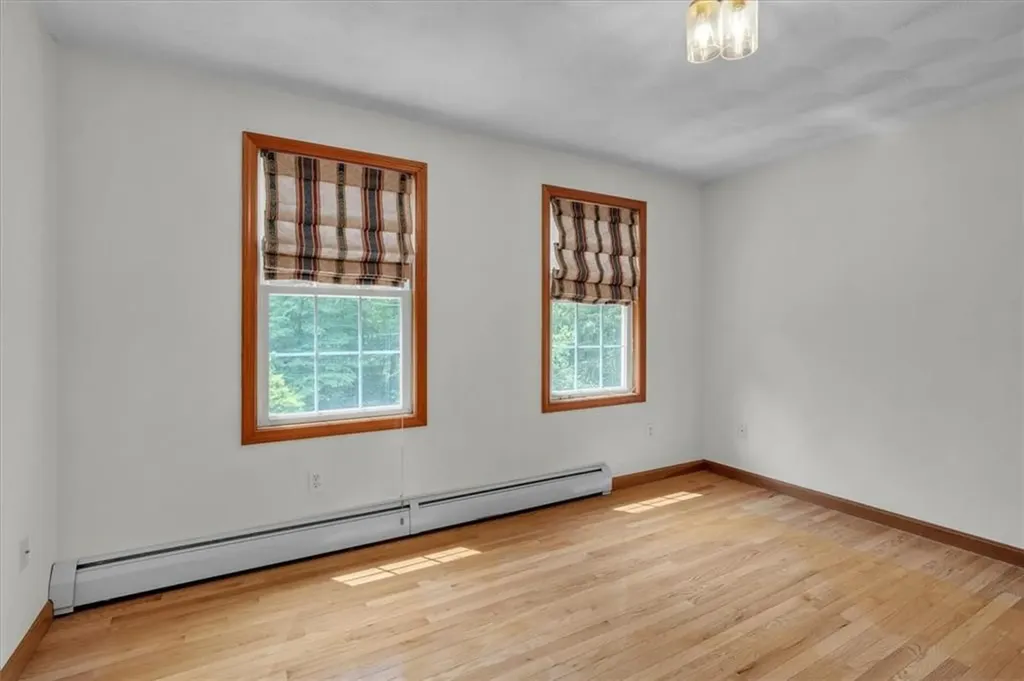 31 Estate Drive Exeter RI 02822