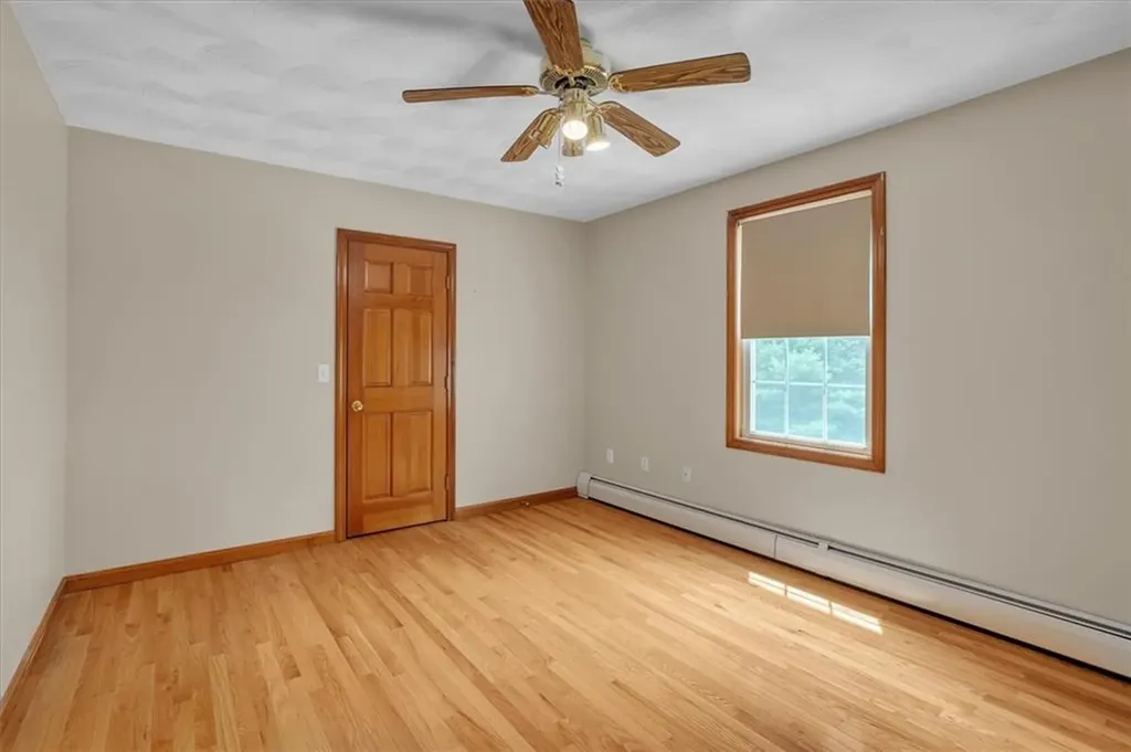 31 Estate Drive Exeter RI 02822
