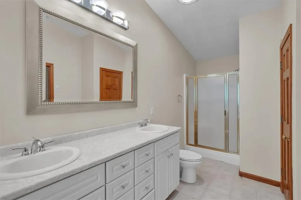 31 Estate Drive Exeter RI 02822