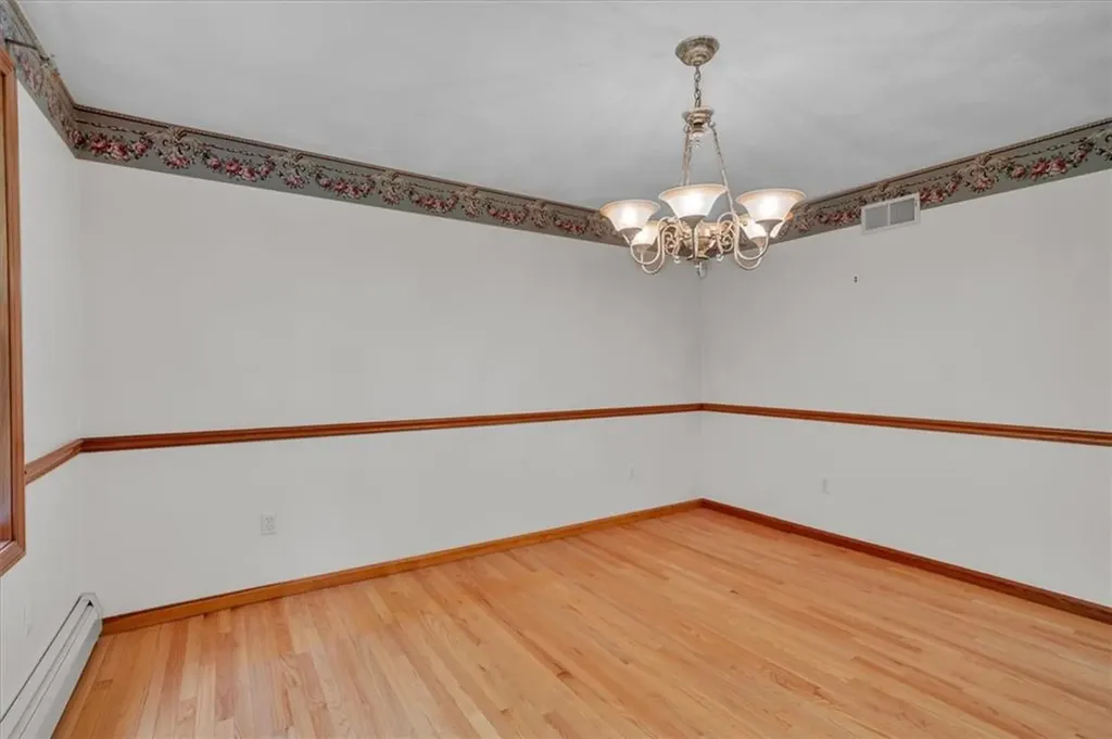 31 Estate Drive Exeter RI 02822