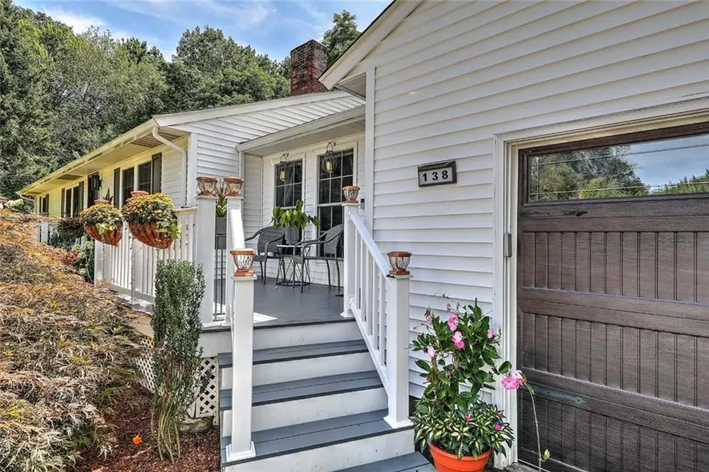 138 Jenckes Hill Road Lincoln RI 02865