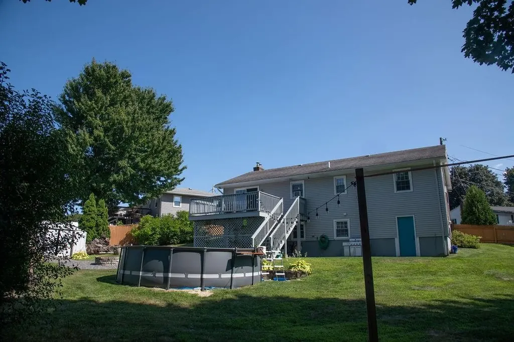 52 Carey Court Woonsocket RI 02895