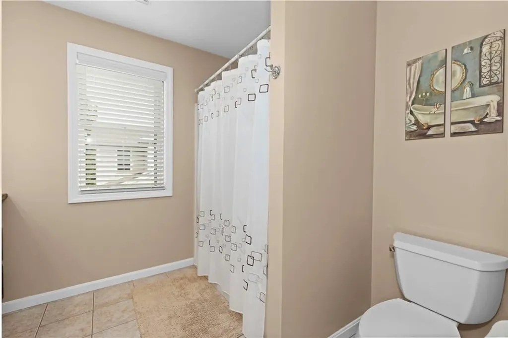 15 Silvercup Circle West Warwick RI 02893