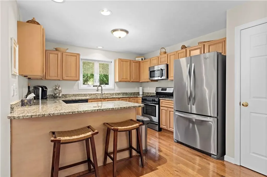 15 Silvercup Circle West Warwick RI 02893