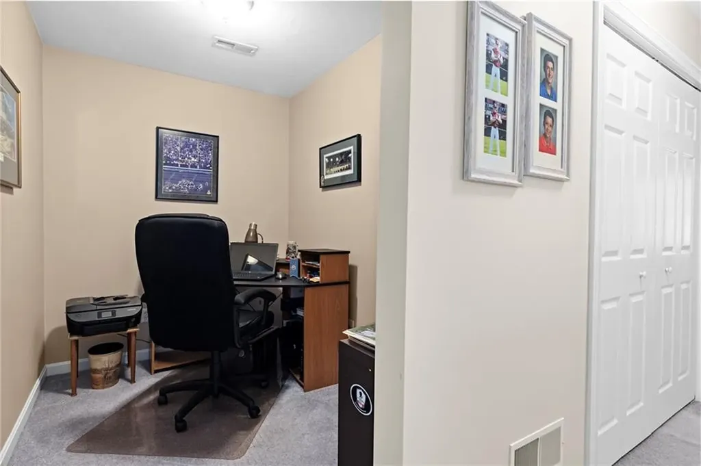 15 Silvercup Circle West Warwick RI 02893