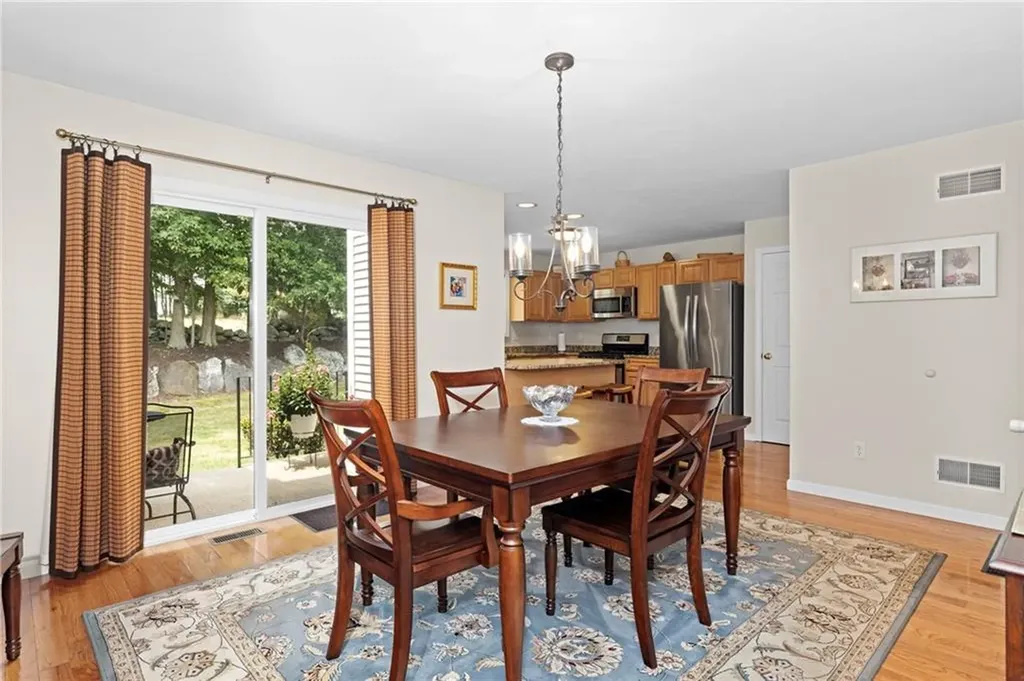 15 Silvercup Circle West Warwick RI 02893