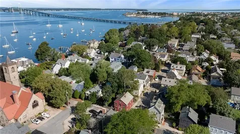 23 Willow Street Newport RI 02840