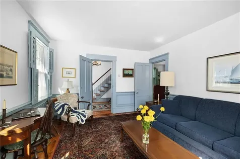 23 Willow Street Newport RI 02840