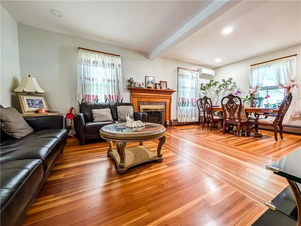 58 Richard Street Cranston RI 02910