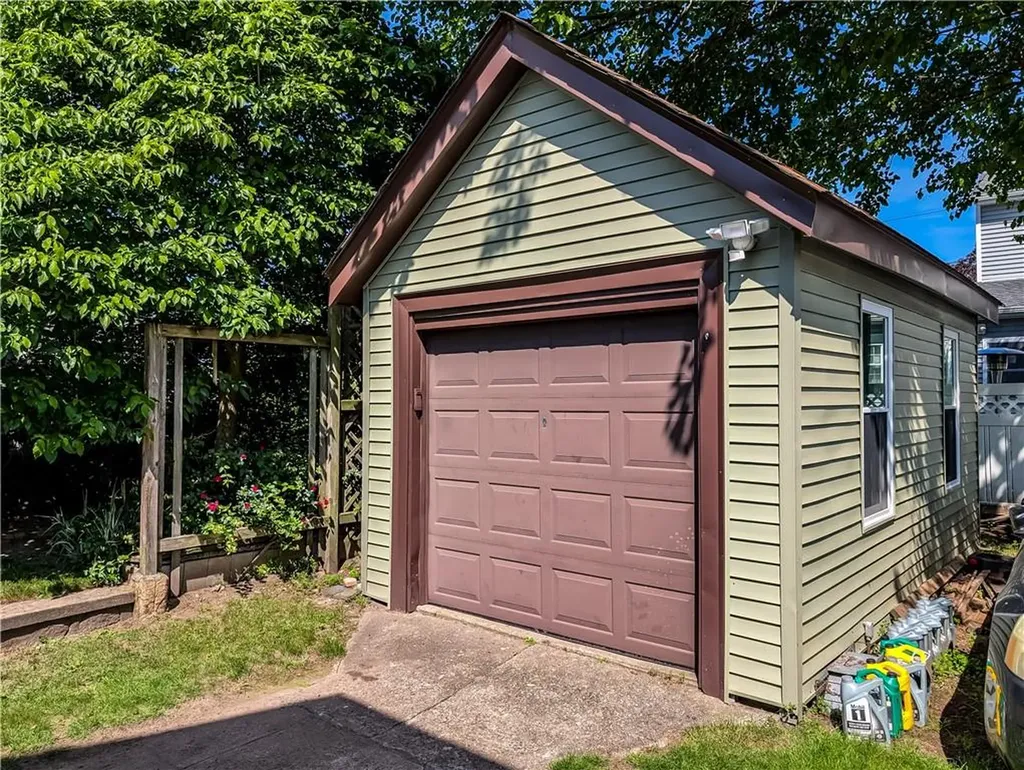 58 Richard Street Cranston RI 02910
