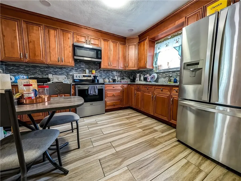 58 Richard Street Cranston RI 02910