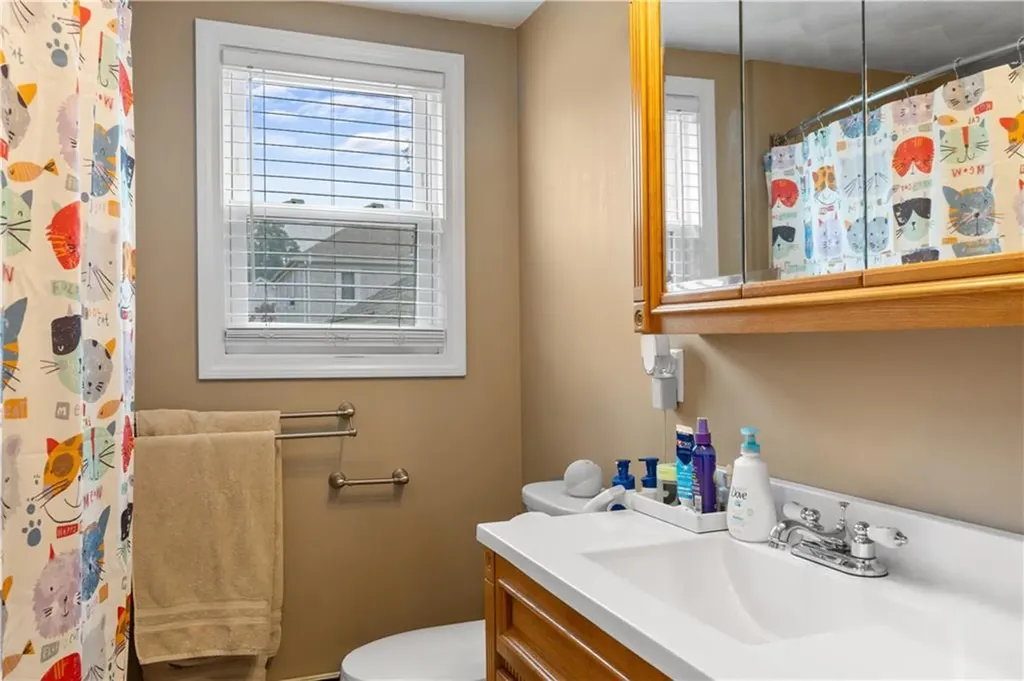 21 Knight Street West Warwick RI 02893