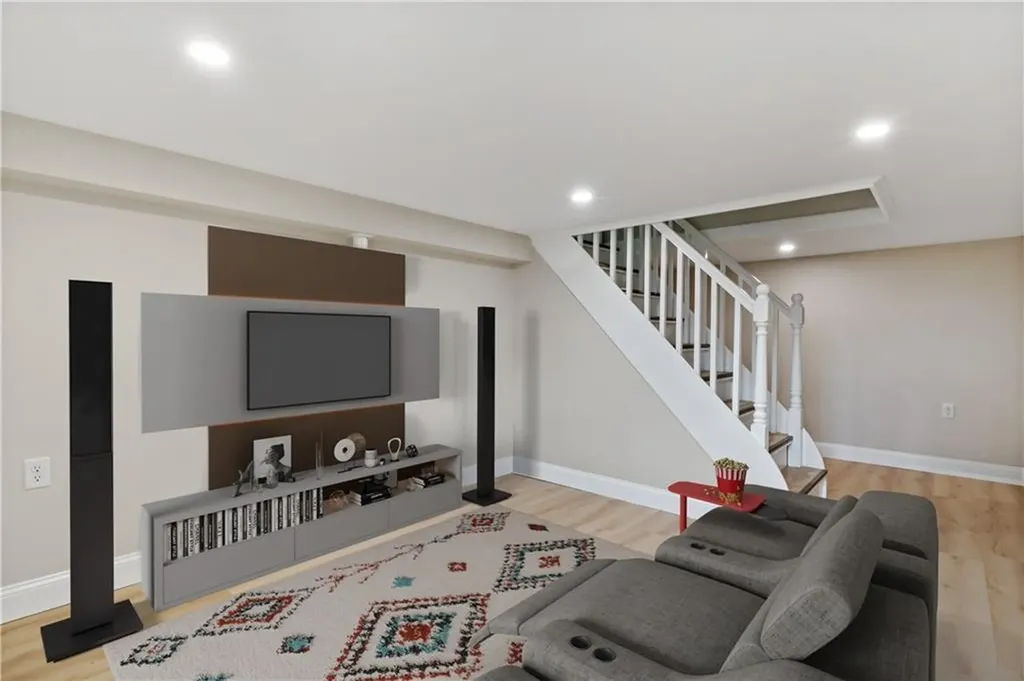 89 Bethel Street Warwick RI 02889