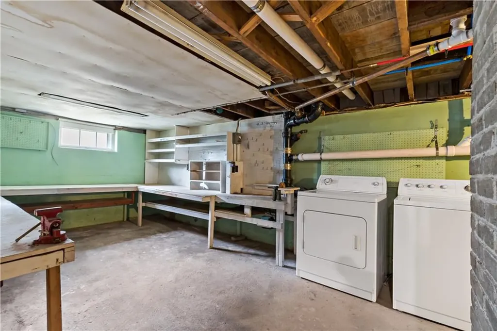 89 Bethel Street Warwick RI 02889